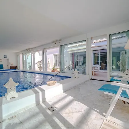 Bahamas - Your Very Own Fairytale Vacation Palace * Javea