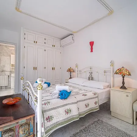 Bahamas - Your Very Own Fairytale Vacation Palace * Javea
